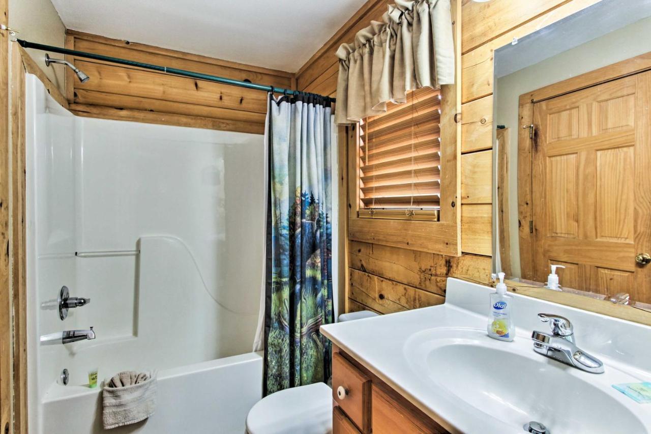 Gatlinburg Mountain Cabin With Grill And Pool Table! Luaran gambar