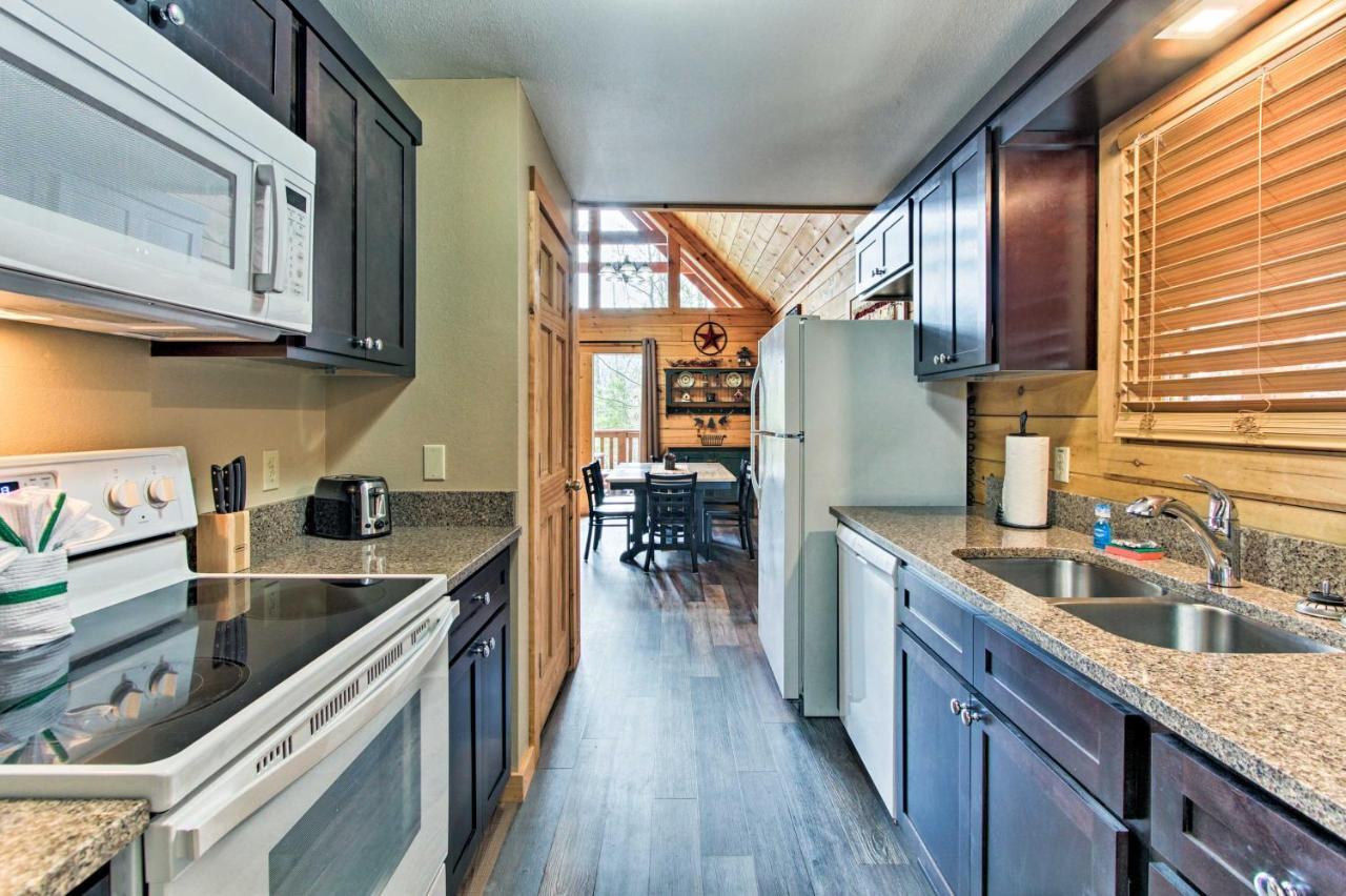 Gatlinburg Mountain Cabin With Grill And Pool Table! Luaran gambar
